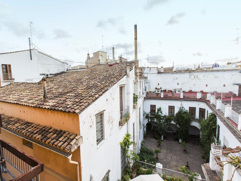 Total Valencia El Carmen Apartment Exterior photo